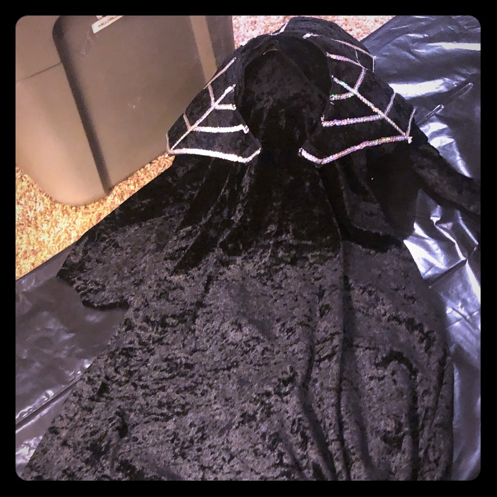 Vampire/witch costume